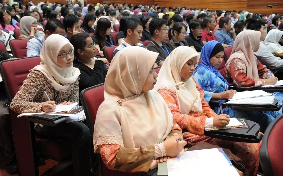 شروط القبول في جامعات ماليزيا للطلاب الدوليين: دليل واضح لتجنب الرفض